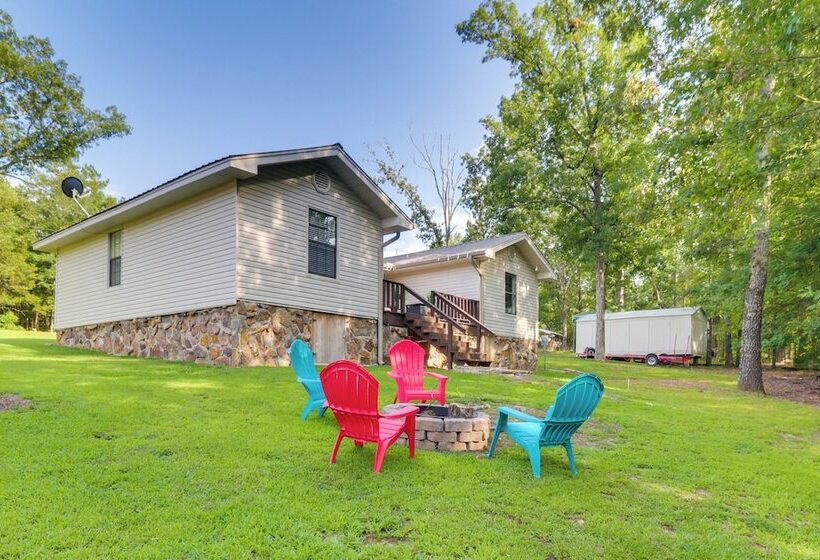 Waterfront Greers Ferry Lake Vacation Rental!