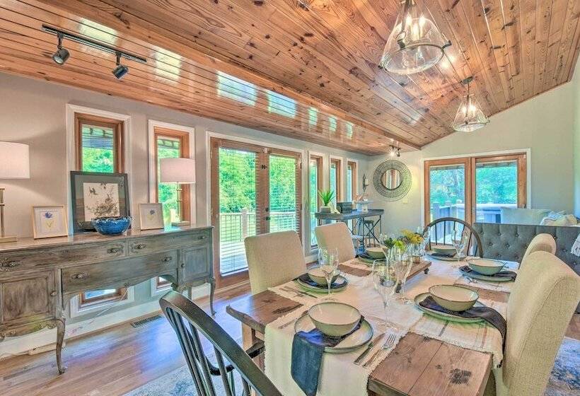 Waterfront Hayesville Home W/ Kayaks & River Views