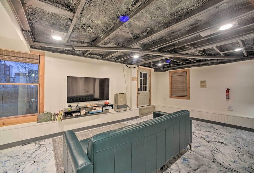 Waterfront Home   Walk To Downtown Saranac Lake!