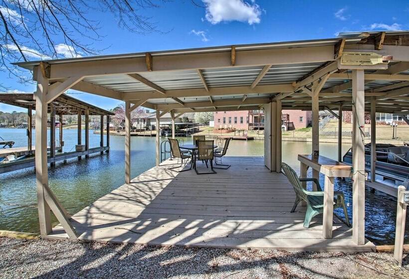 Kayaks & Boat Slip: Waterfront Hot Springs Home!