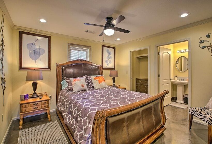 Kayaks & Boat Slip: Waterfront Hot Springs Home!