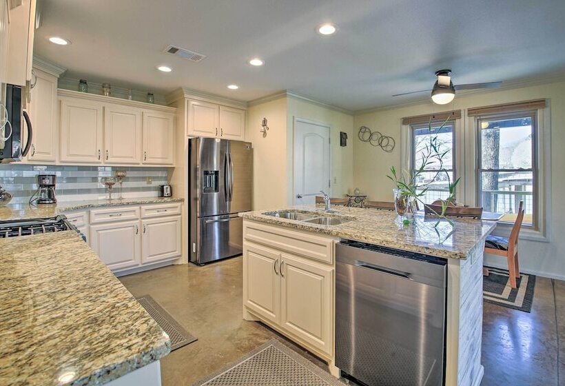 Kayaks & Boat Slip: Waterfront Hot Springs Home!