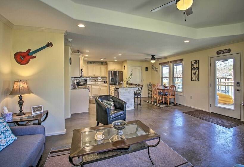 Kayaks & Boat Slip: Waterfront Hot Springs Home!