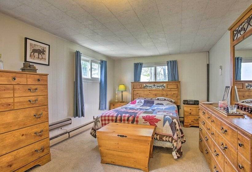 Waterfront Houghton Lake Cabin W/private Dock