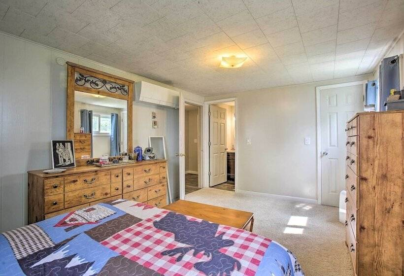 Waterfront Houghton Lake Cabin W/private Dock