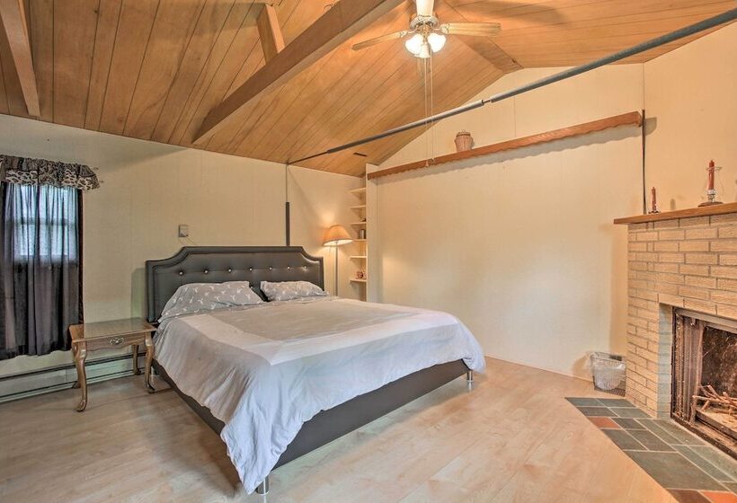 Waterfront Houghton Lake Cabin W/private Dock