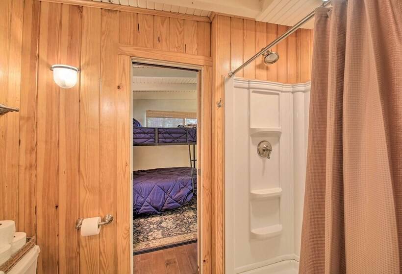 Waterfront Lake Hamilton Home W/ Private Dock