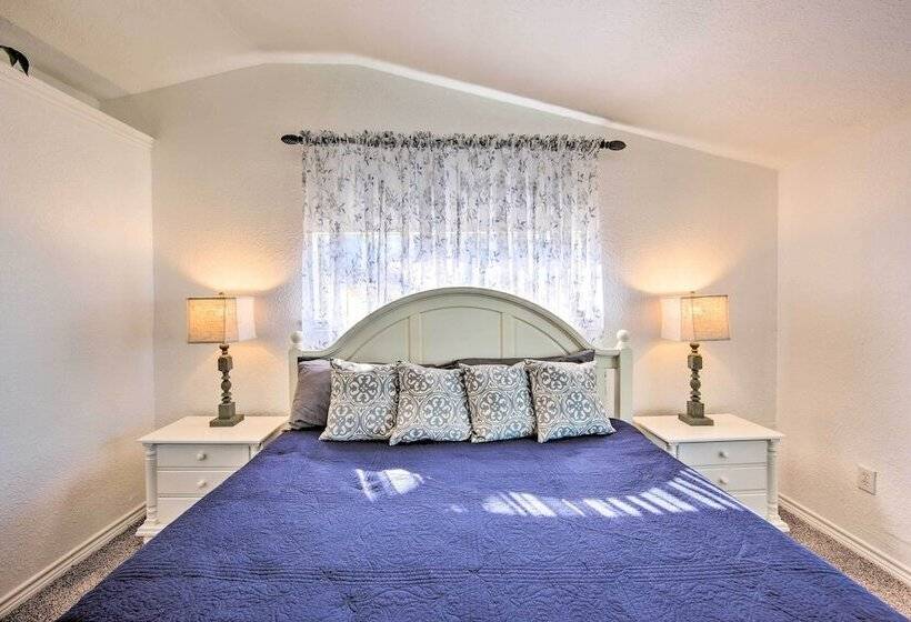 Water Views + Deck: Gun Barrel City Cottage!