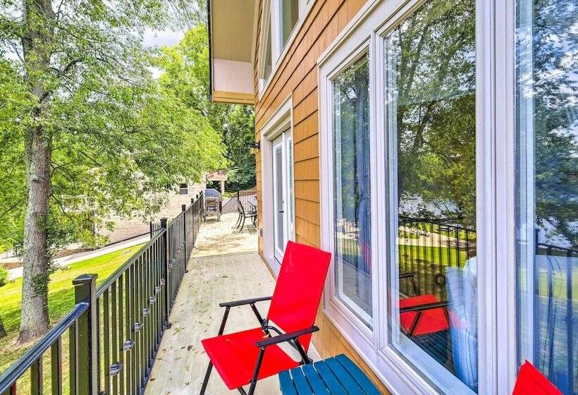 Waterfront Piney Flats Home W/ Private Dock!