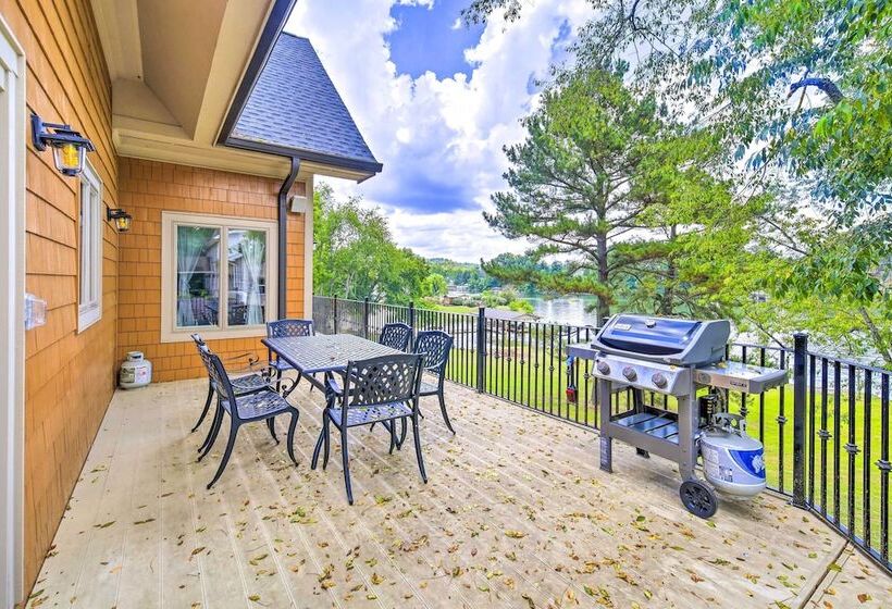 Waterfront Piney Flats Home W/ Private Dock!