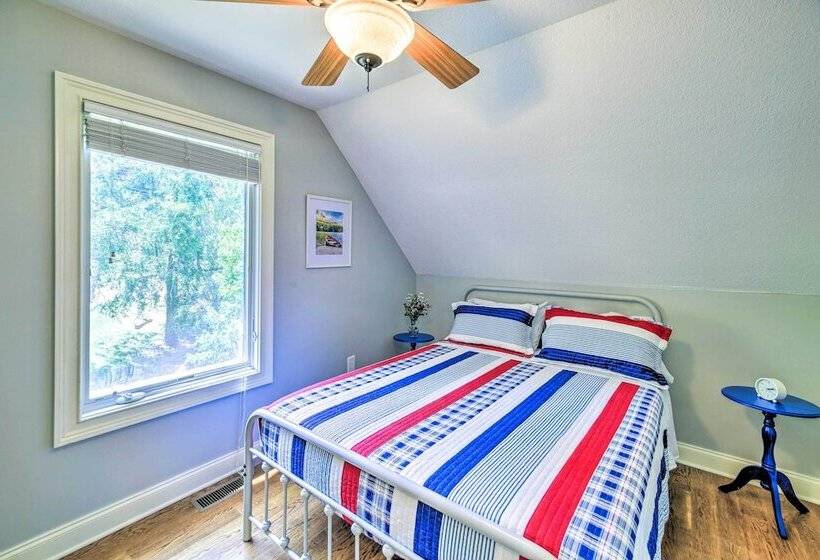 Waterfront Piney Flats Home W/ Private Dock!