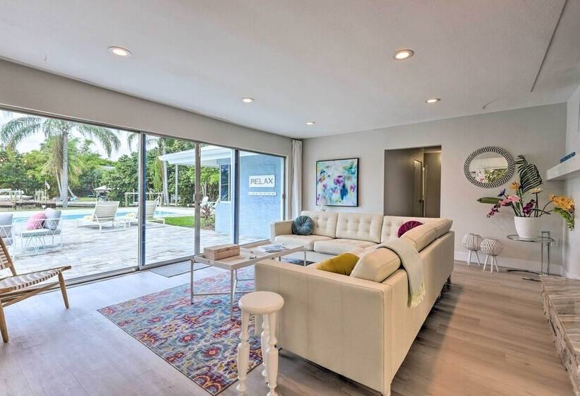 Waterfront Sarasota Estate W/ Dock & Boat Lift!