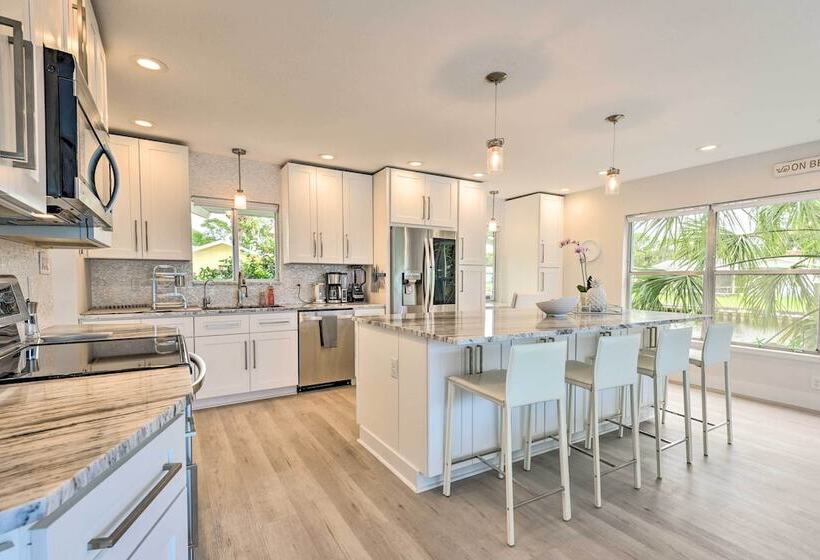 Waterfront Sarasota Estate W/ Dock & Boat Lift!