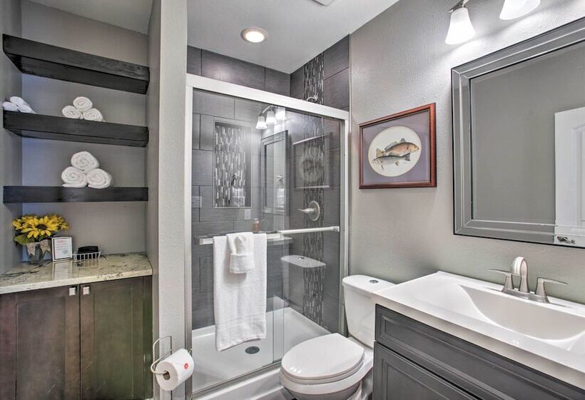 Waveland Family House, 4 Minute Drive To The Beach