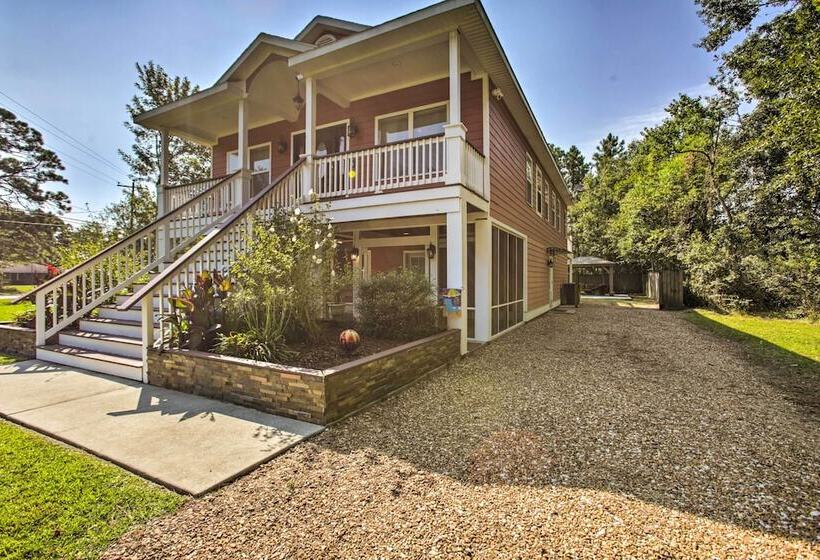 Waveland Family House, 4 Minute Drive To The Beach