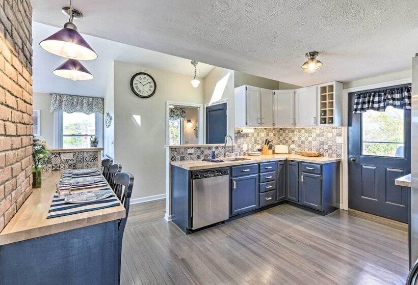 Westbrook Home W/ Ocean Views   Walk To Beach