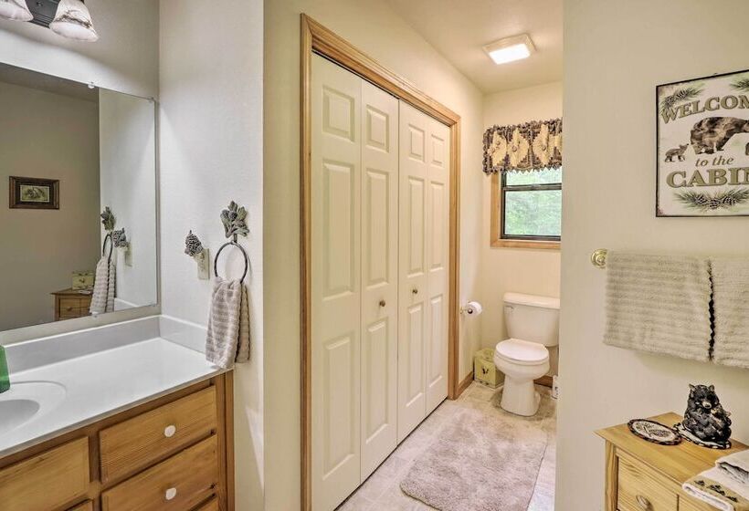 Whittlers Mountain Escape W/ Fireplace!