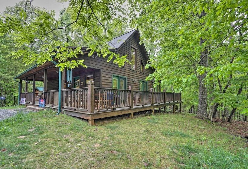 Whittlers Mountain Escape W/ Fireplace!