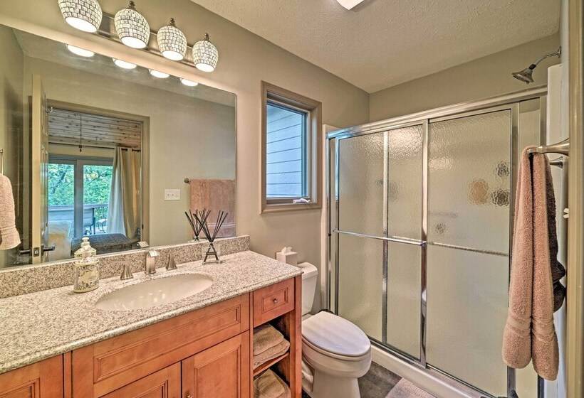 Wintergreen Resort Home W/ Deck: Walk To Slopes