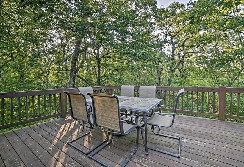 Wintergreen Resort Home W/ Deck: Walk To Slopes