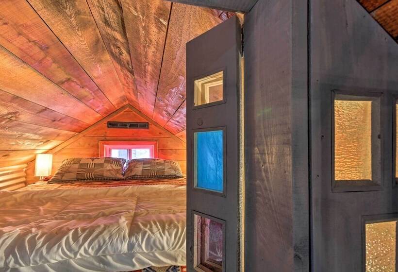 Work, Play & Get Away Cabin   Near Higgins Lake!