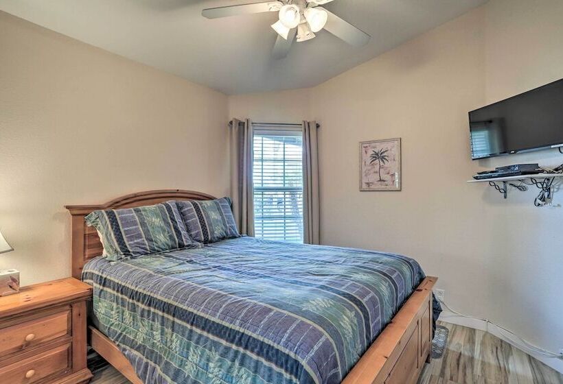 065014: High End House: Game Room & Fire Pit