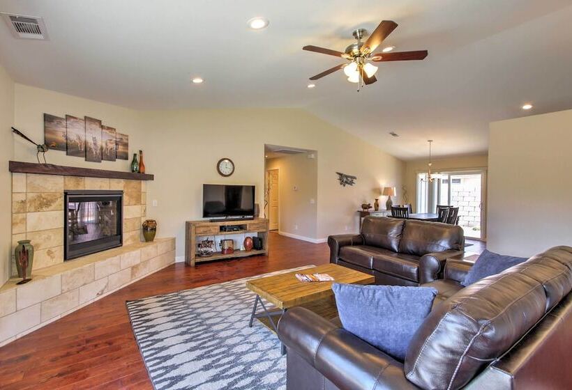 065355: Luxury 3 Br Desert Retreat: Near Coachella