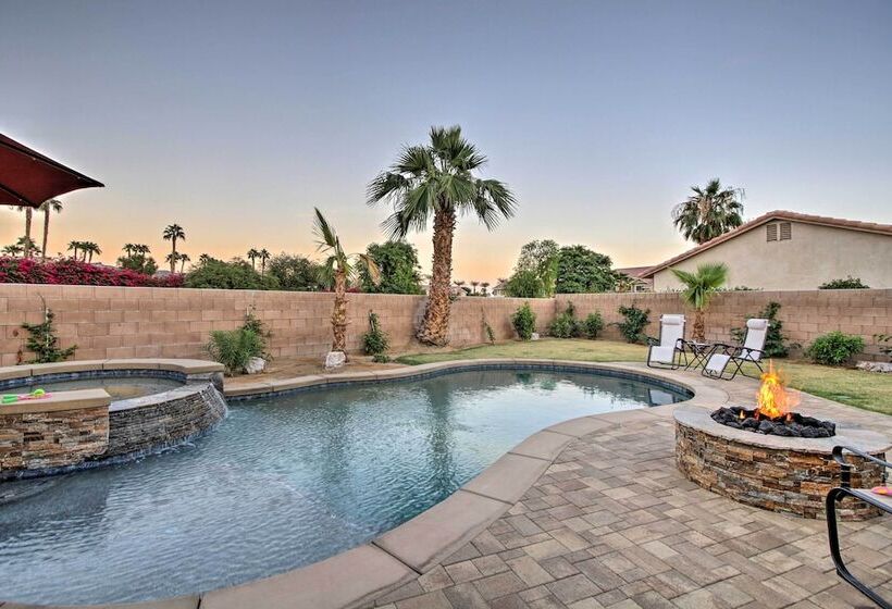 065355: Luxury 3 Br Desert Retreat: Near Coachella