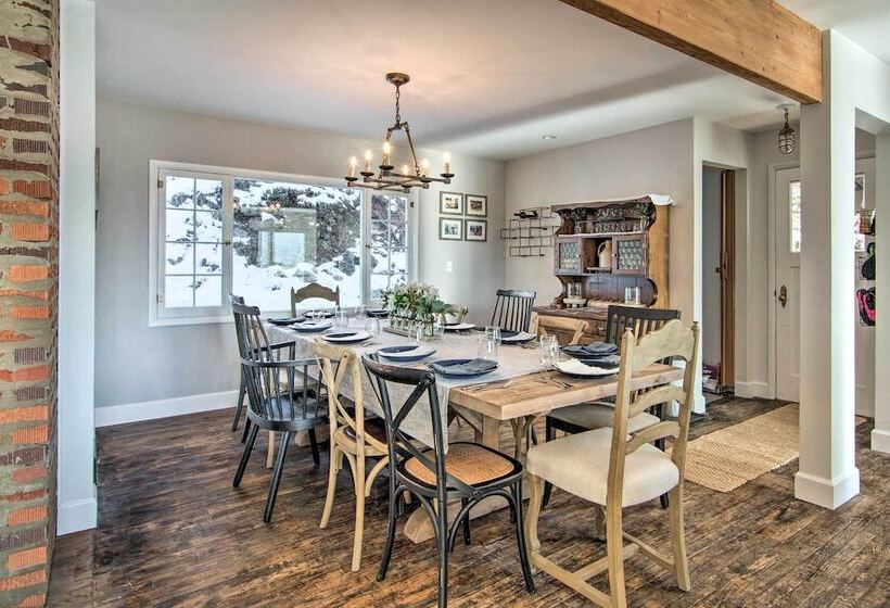 Outdoor Kitchen & Swim Spa: 1 Acre Grand Lake Home