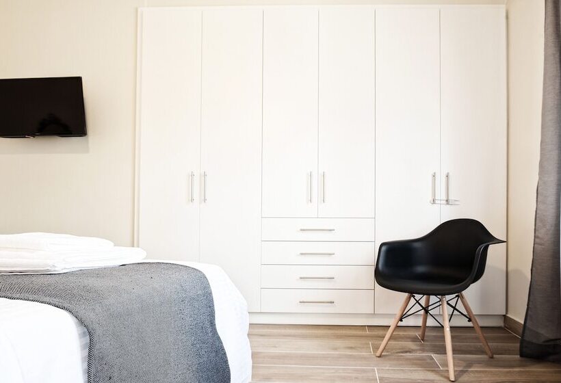 Aellō Luxury Apartments