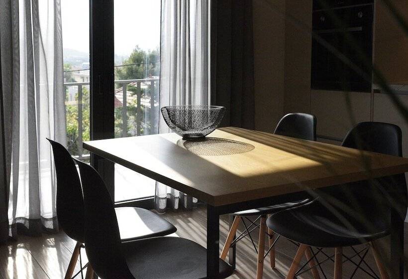 Aellō Luxury Apartments