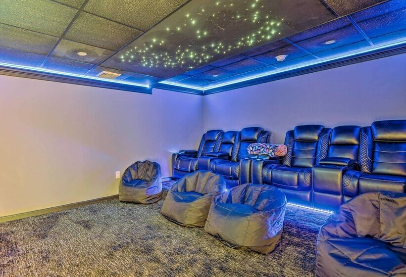 Albrightsville Home W/ Custom Home Theater