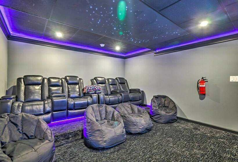Albrightsville Home W/ Custom Home Theater