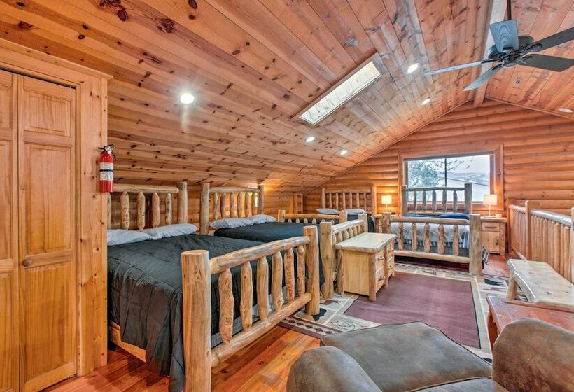 Angel Fire Escape On Bus Route: 4 Blocks To Lift!