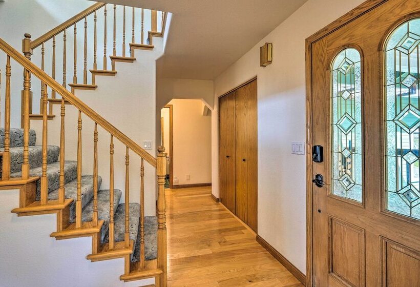 10 Acres W/ Stunning Views: Apple Hill Home!