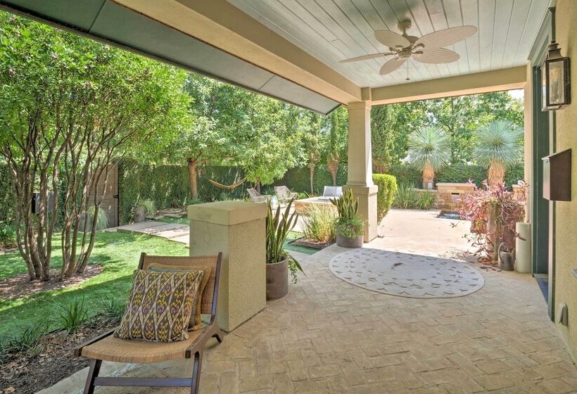 Ideally Located  Austin Oasis  W/ Pool & Hot Tub!