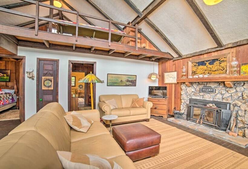 Authentic Retreat W/ Private Dock On Coosa River!