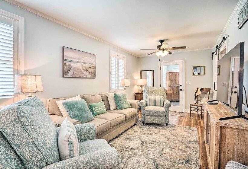 Beachy Isle Of Palms Home: 1 Block To Coast!