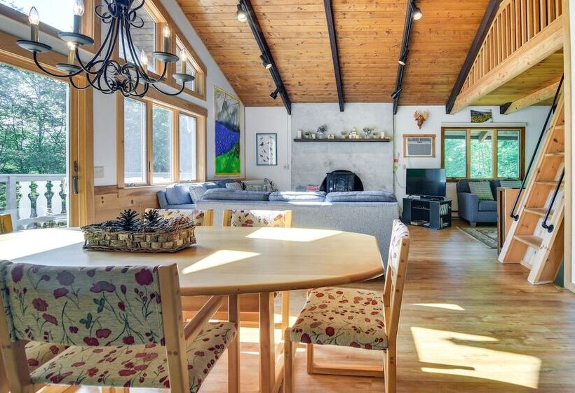 Beautiful Chalet ~ 5 Miles To Attitash Mountain