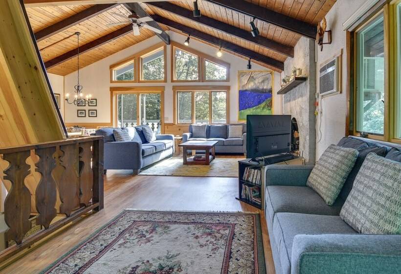 Beautiful Chalet ~ 5 Miles To Attitash Mountain