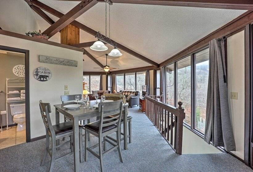 Skiway Chalet  Home W/ Hot Tub In Beech Mountain!