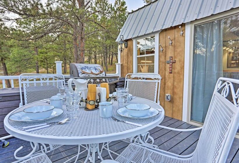 Belle Cabin  W/ Hot Tub Access, Near Mt Rushmore!