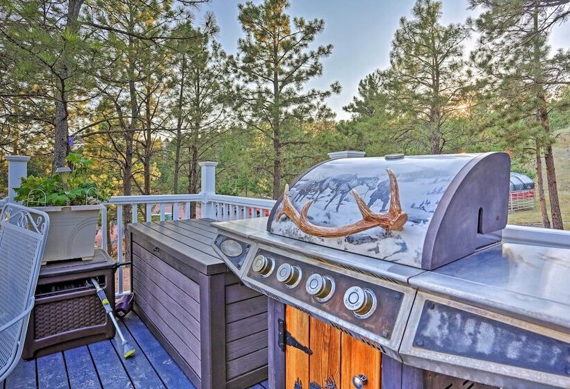 Belle Cabin  W/ Hot Tub Access, Near Mt Rushmore!