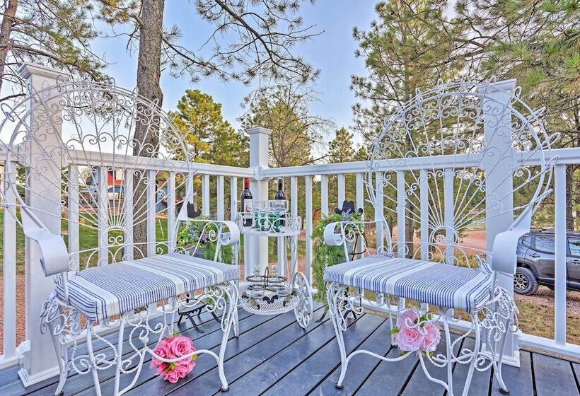 Belle Cabin  W/ Hot Tub Access, Near Mt Rushmore!