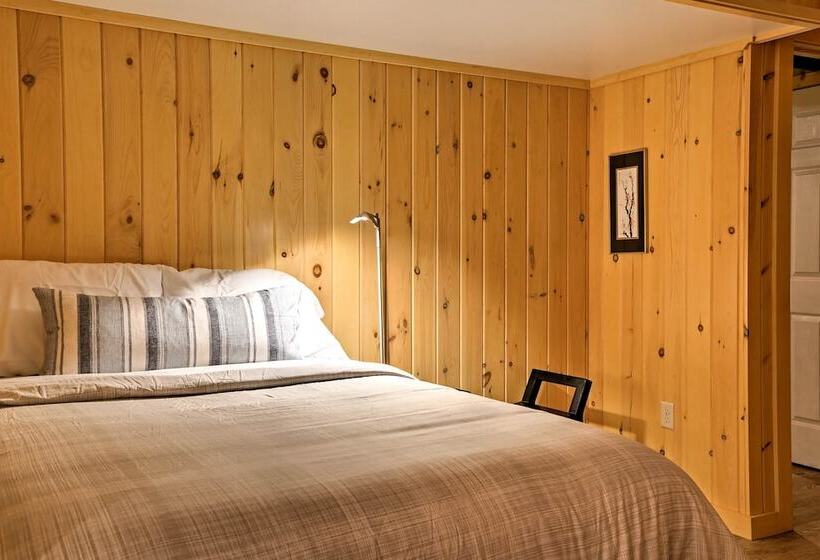 Berkshires Home On 11 Acres W/ Pond & 2 Fire Pits!