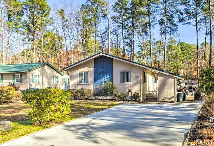 Berlin Home W/ Patio, 9 Mi To Ocean City Beaches