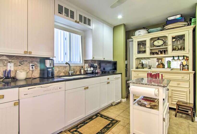 Berlin Home W/ Patio, 9 Mi To Ocean City Beaches