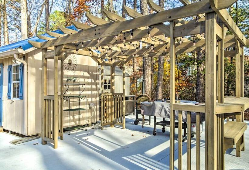 Berlin Home W/ Patio, 9 Mi To Ocean City Beaches