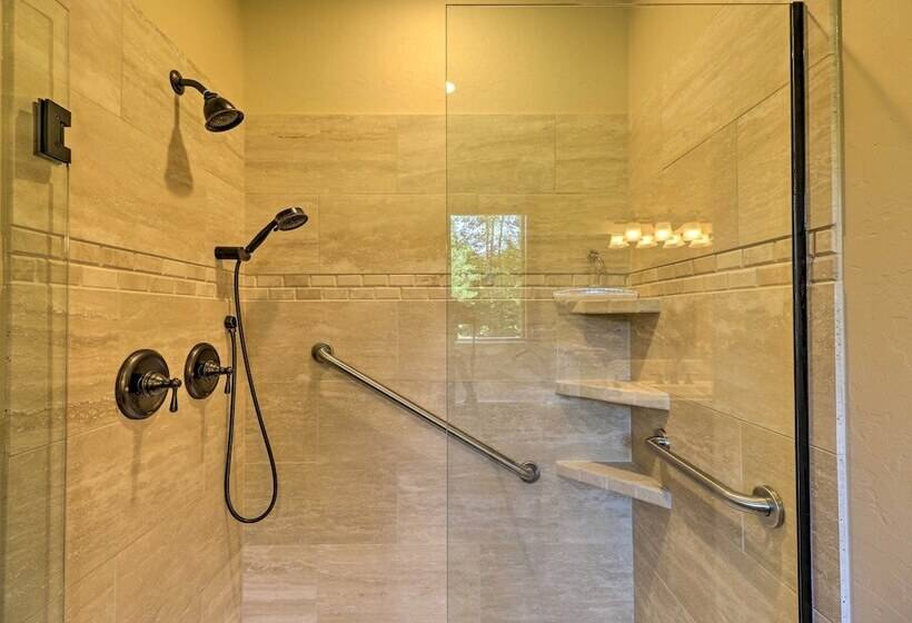 Bigfork Modern Living   Pet & Family Friendly!