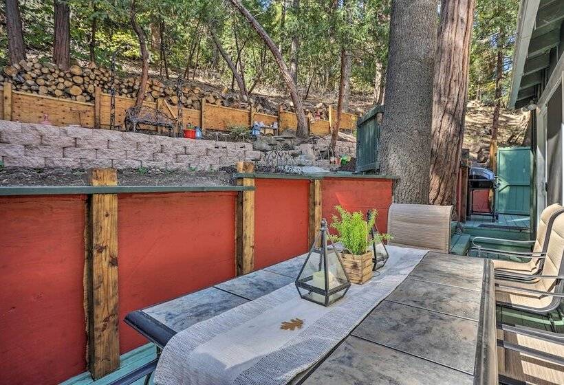 1 Mi To Lake Gregory: Boho Crestline Cabin